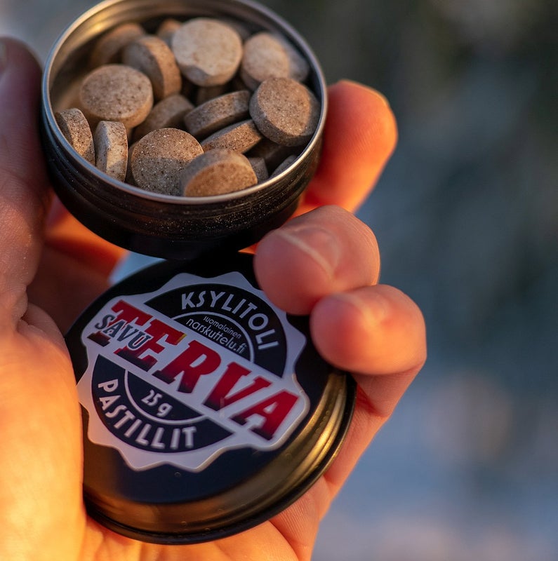 Savuterva ksylitolipastilli - Taskurasiassa 25 g